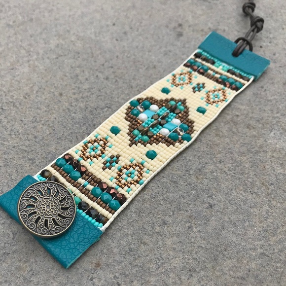 Boho beaded leather cuff bracelet - Picture 4 of 4